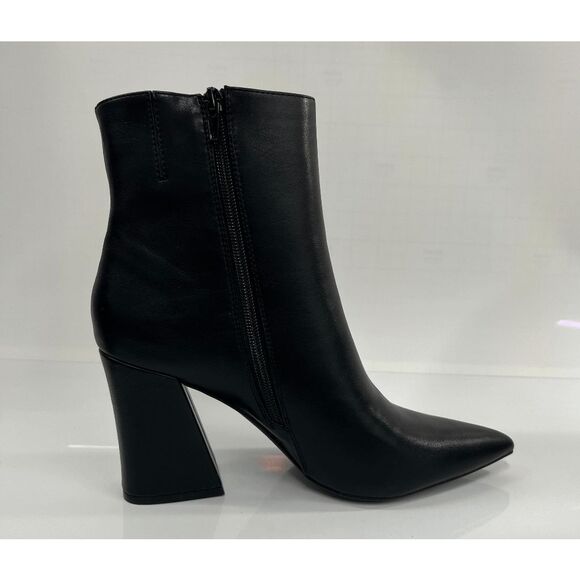 Madden Girl Women's Cody Flared Heel Dress Boots - Black 9.5M - Picture 2 of 9